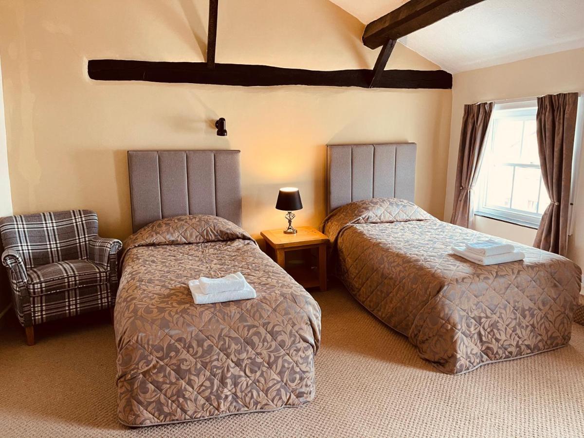 Llanfyllin Cain Valley Hotel מראה חיצוני תמונה