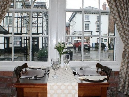 Llanfyllin Cain Valley Hotel מראה חיצוני תמונה